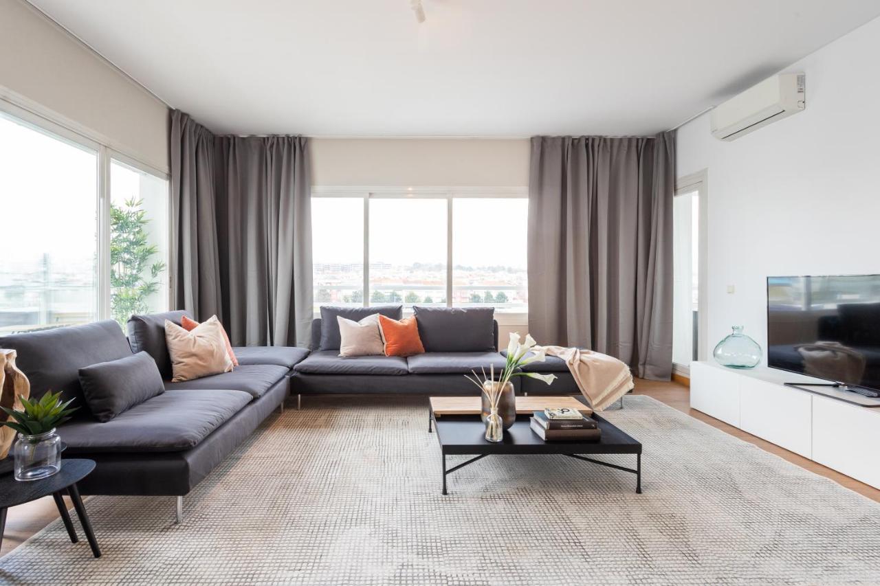 Penthouses By Your Apartment *